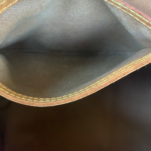 Louis Vuitton Speedy 30 - Picture 14 of 16